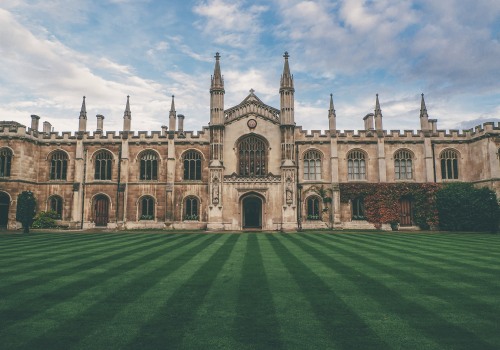 An Overview of the Courses Offered by Top Universities in the US